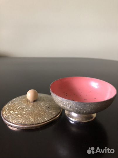 Шкатулка пудреница