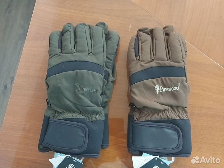 Pinewood перчатки