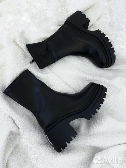 Ботинки Naked Wolfe весна