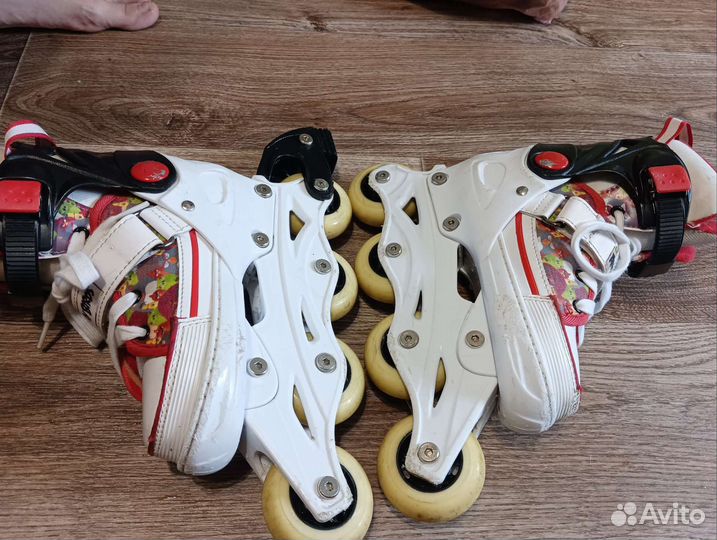 Роликовые коньки