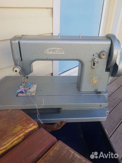 Швейная машина Белка