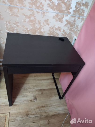 Письменный стол
