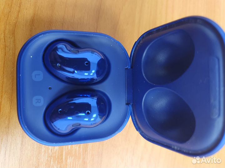 Samsung galaxy buds live