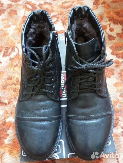 Мужские кожаные ботинки