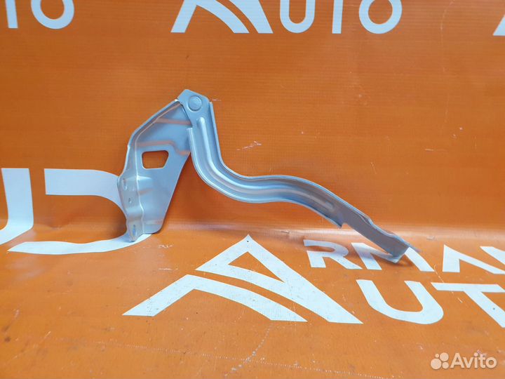 Петля капота левая Hyundai Solaris 1 2010-2017