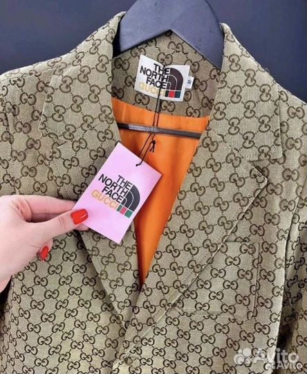 Пиджак женский