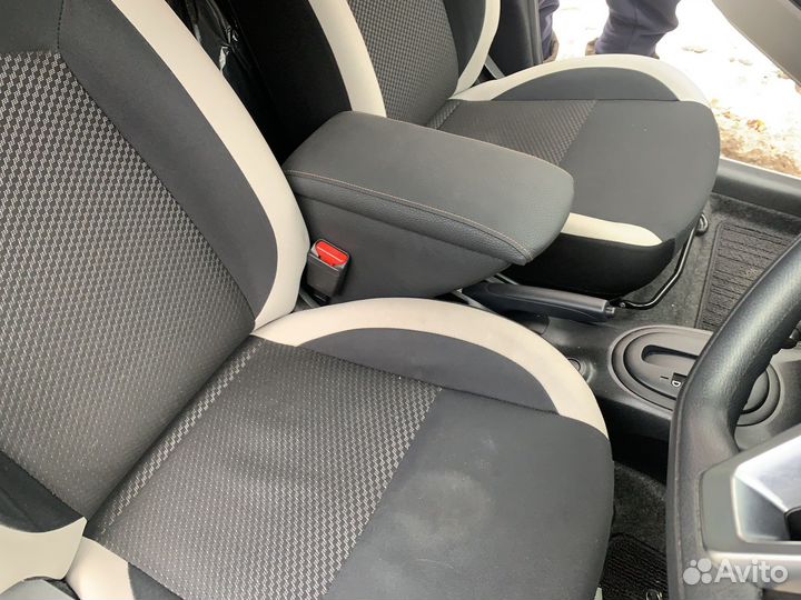 Подлокотник Nissan Note e-Power 2016-2020