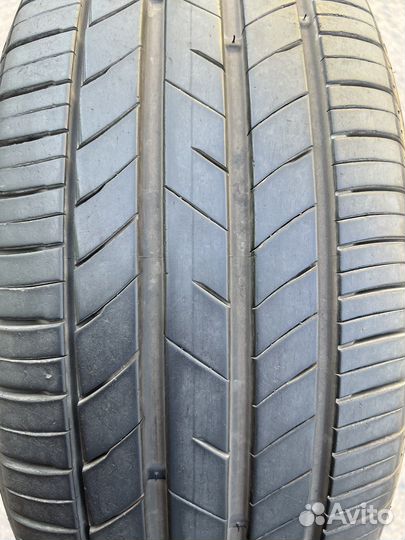Kumho Ecsta HS52 235/55 R17 103W