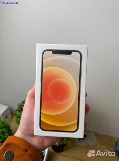 iPhone 12, 64 ГБ