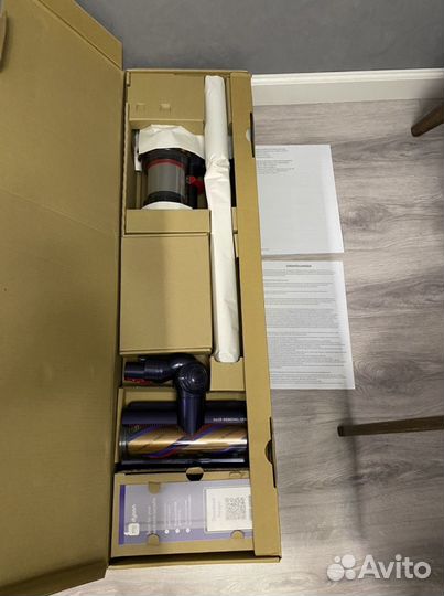 Пылесос Dyson V15 Gen5 SV23 absolute новый