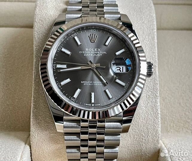 Часы Rolex Datejust серые