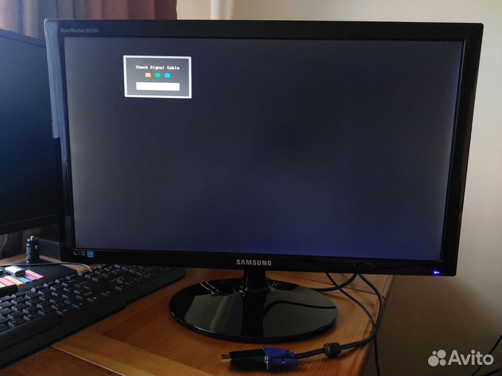 Монитор Samsung Sync Master S24A300BL