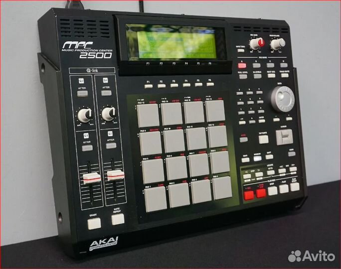 Akai MPC 2500