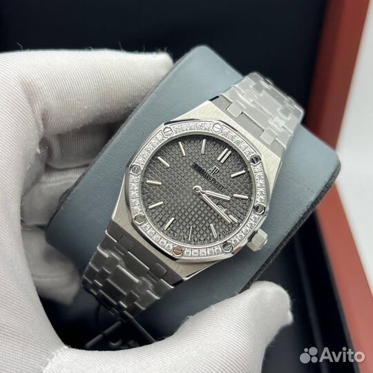 Часы женские Audemars Piguet Royal Oak