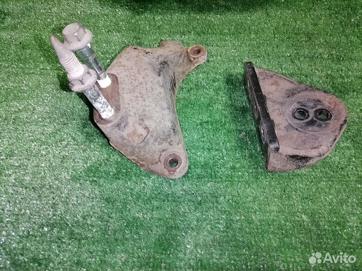 Подушка МКПП chevrolet aveo т250