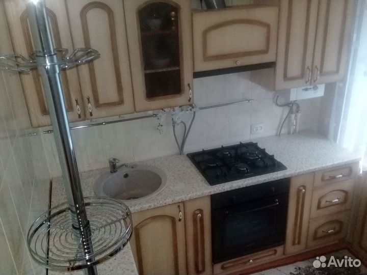 Гарнитур кухонный