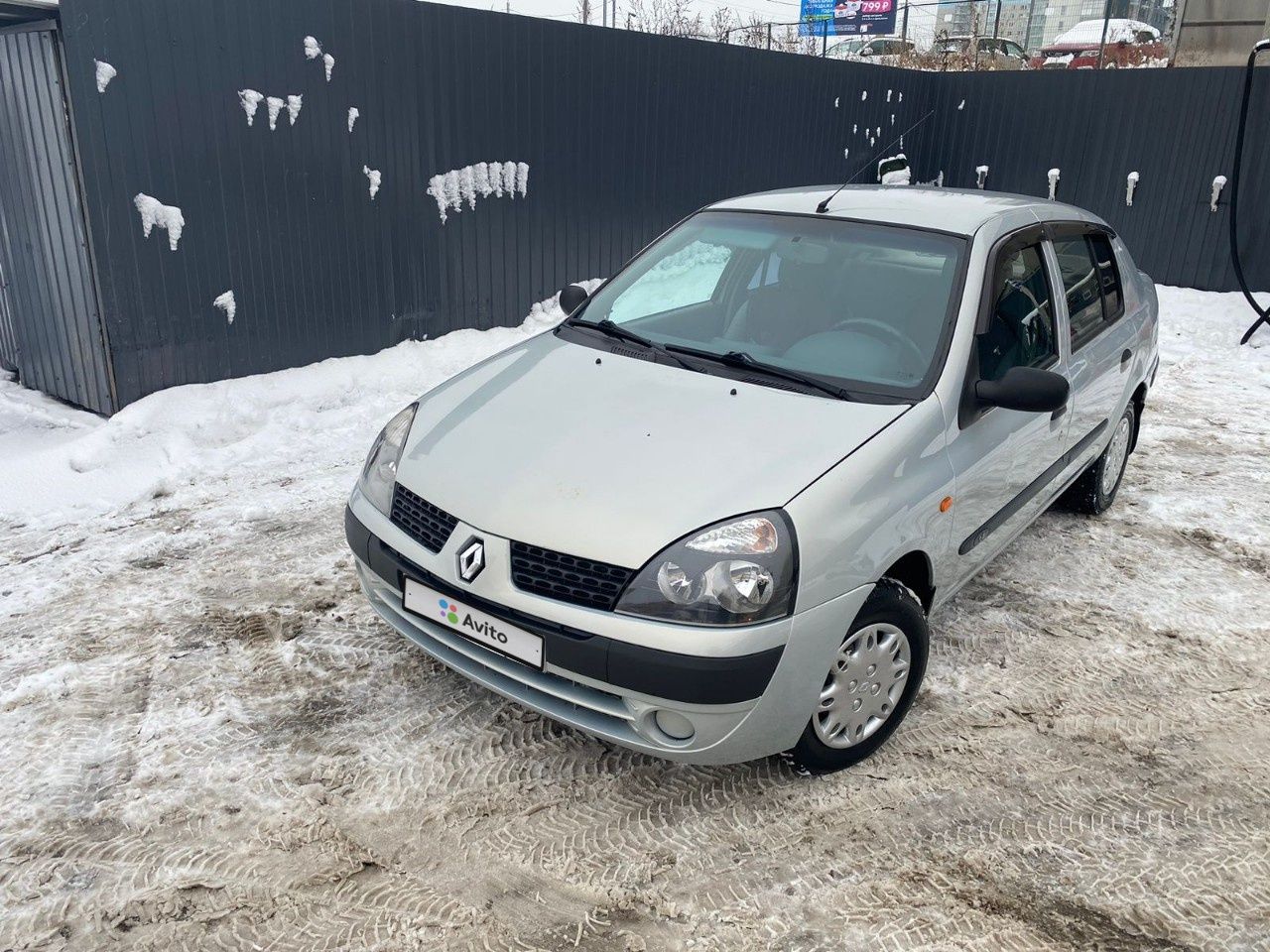 Renault Symbol: фото владельца