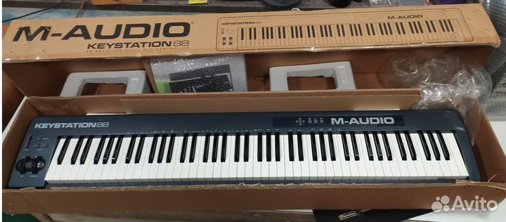 MiDI клавиатура M-Audio Keystation 88 II