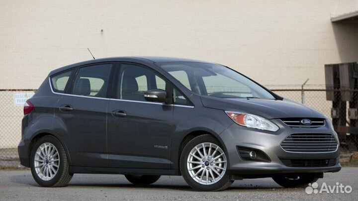 Заднее стекло на Ford C-Max Замена 1ч