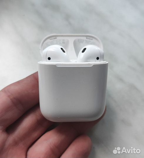 Наушники Apple Airpods 2