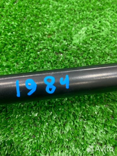 Амортизатор крышки багажника задний Volkswagen