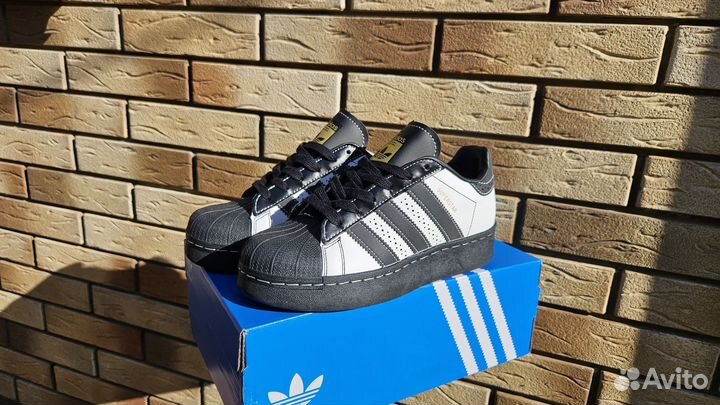 Adidas Superstar xlg