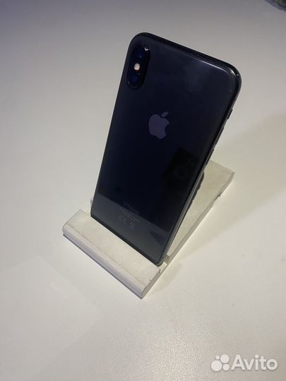 iPhone X, 64 ГБ