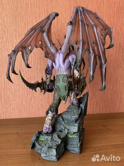 Иллидан статуя