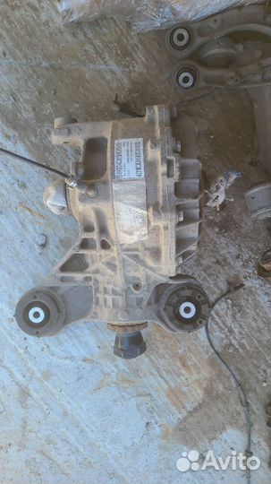 Задний редуктор Land Rover Range Rover L405