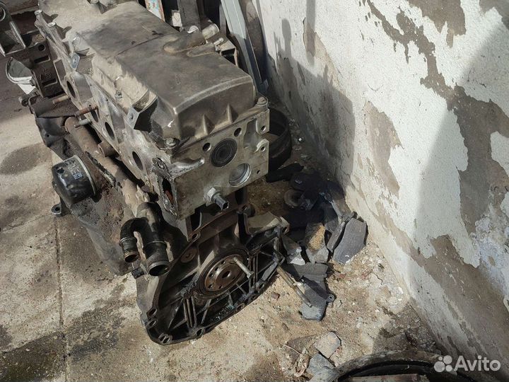 Двигатель на renault logan 1 6