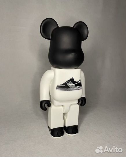 Игрушка Bearbrick kaws