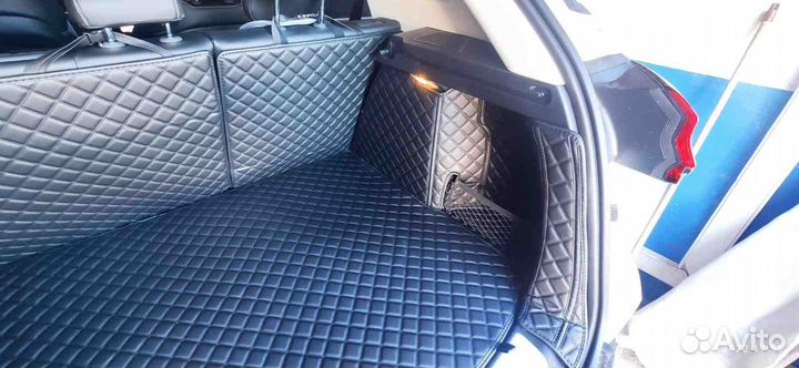 3D коврики в багажник Geely Atlas PRO 2022