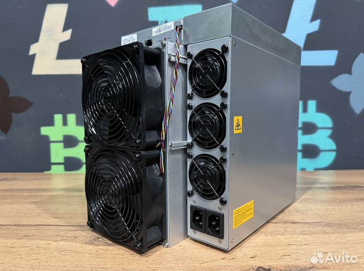 Майнер Antminer L7 9050М