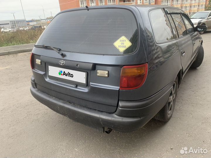 Toyota Caldina 1.5 AT, 1994, 1 000 000 км