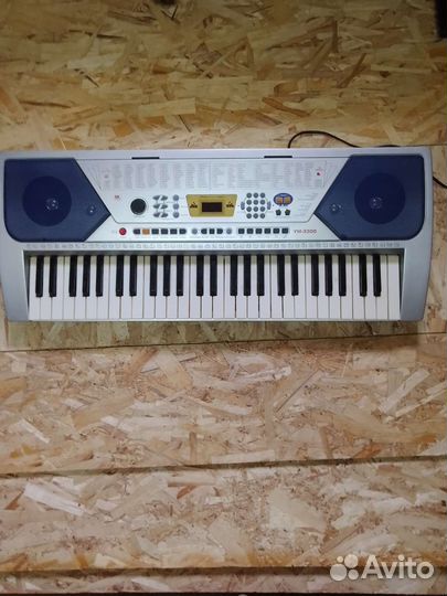 Синтезатор YM-3300