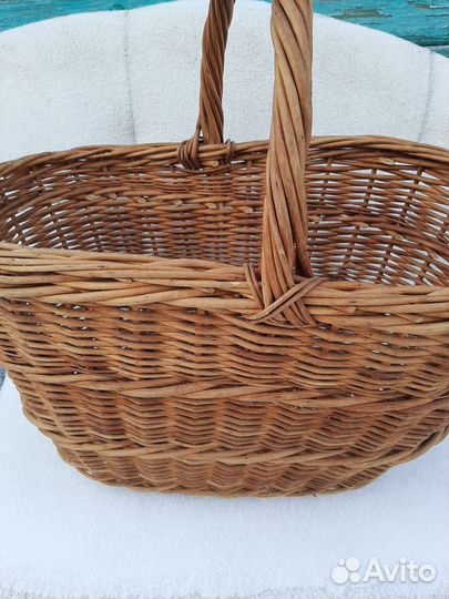 Корзина плетеная