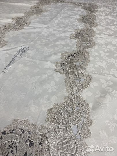 Скатерть Blumarine