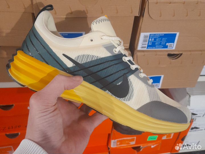 Кроссовки Nike lunar roam