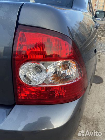 Задний фонариь priora