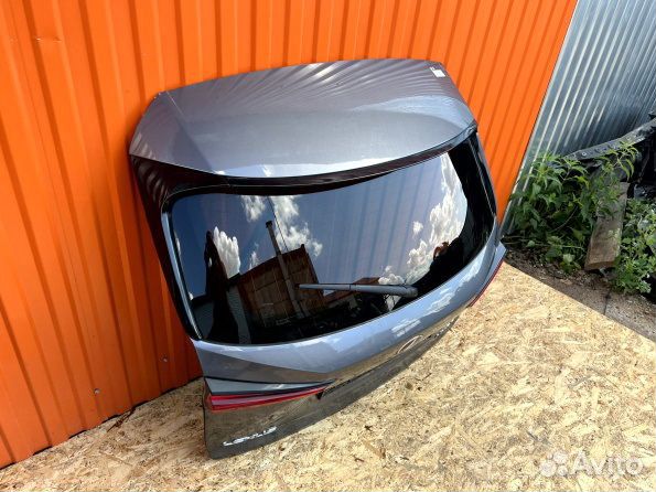 Крышка багажника б/у Lexus NX