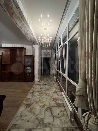 4-к. квартира, 111 м², 3/5 эт.