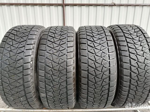 Bridgestone Blizzak DM-V2 275/60 R18