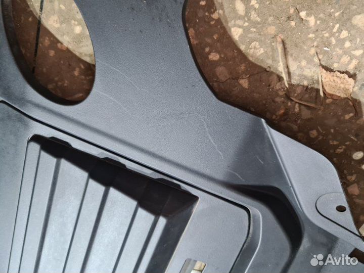 Декоративная крышка двигателя Exeed Txl 2022