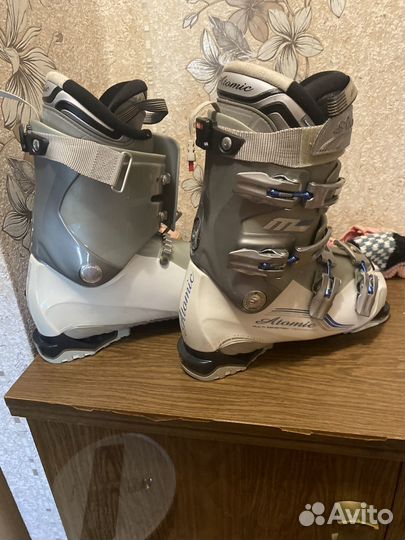 Горнолыжные ботинки