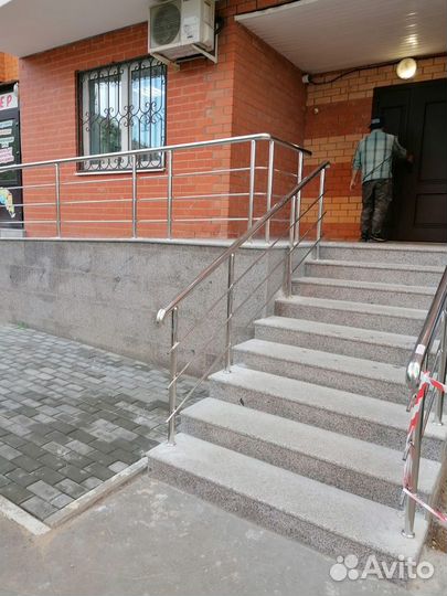 Поручни для лестниц