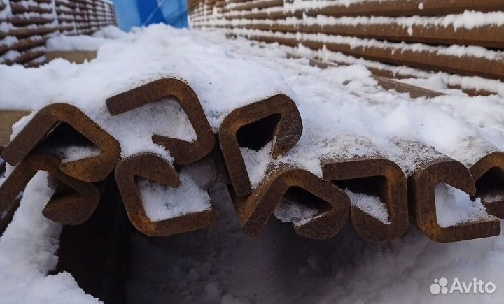 Угловой элемент С9 (Е22) для шпунта Ларсена