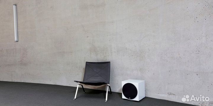 Сабвуфер System Audio SA Saxo SUB 10 Satin White