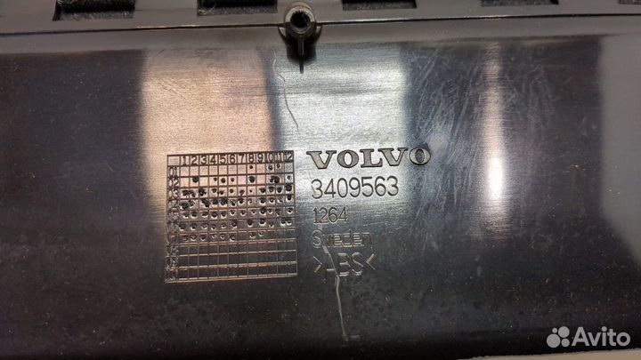 Бардачок Volvo XC90, 2008