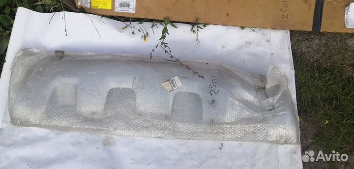 Накладка бампера Renault Duster 2015- (850706023R