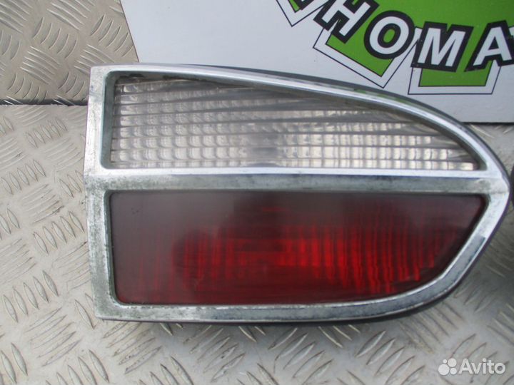 Фонарь задний внутренний Hyundai Starex H1